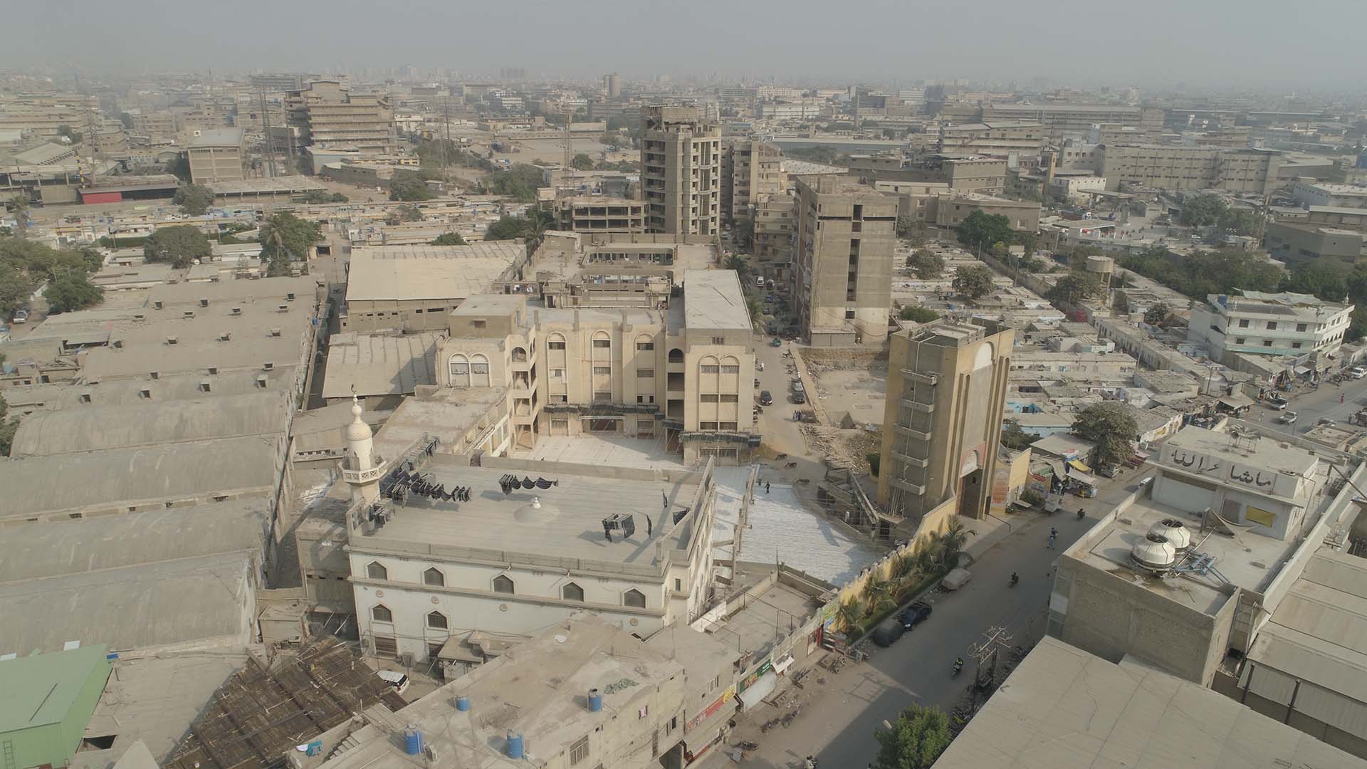 Beautiful view of Jamia Binoria (Drone Shot)