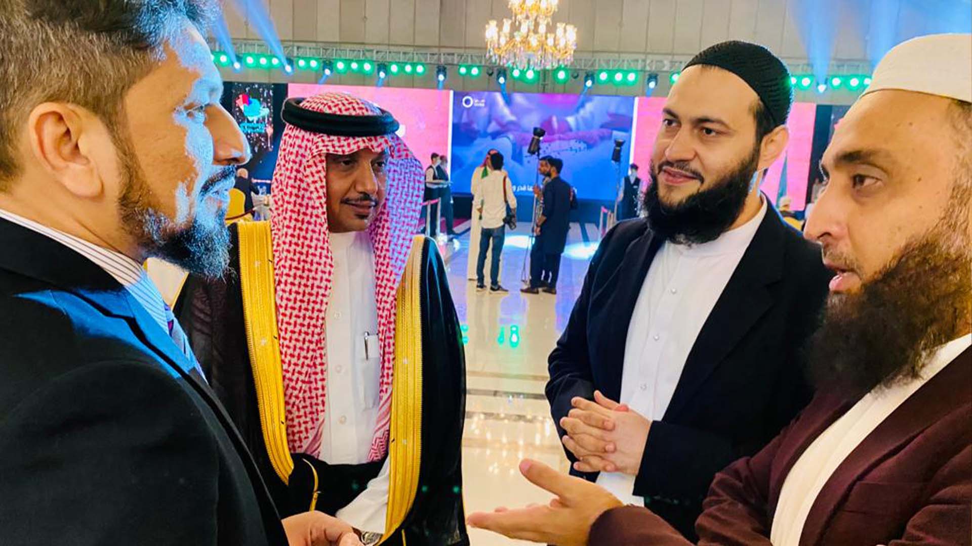 Arab Guest Visit Jamia Binoria Bukhari Event