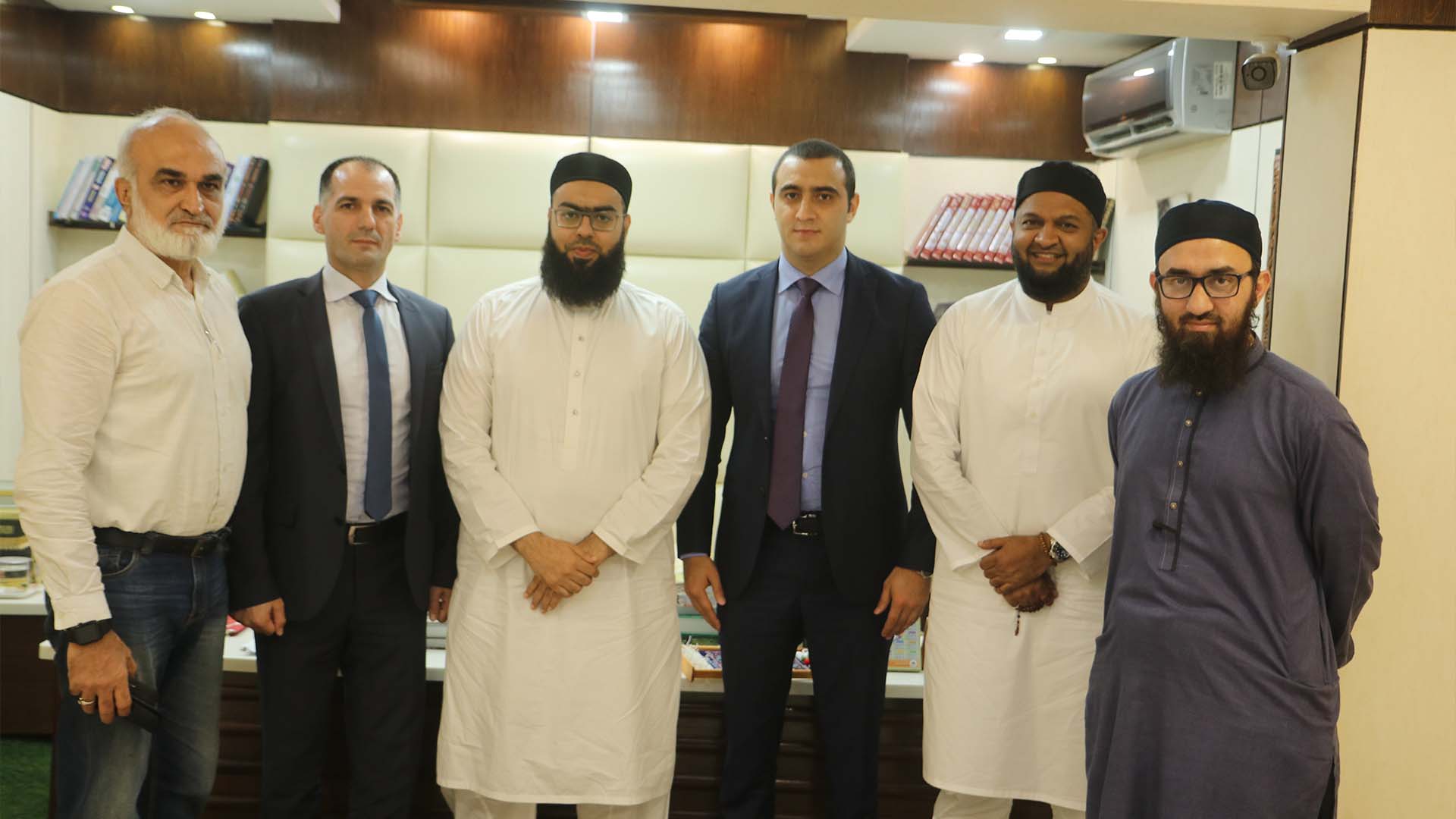 Foreign Guests Visit Binoria and Meet Noman